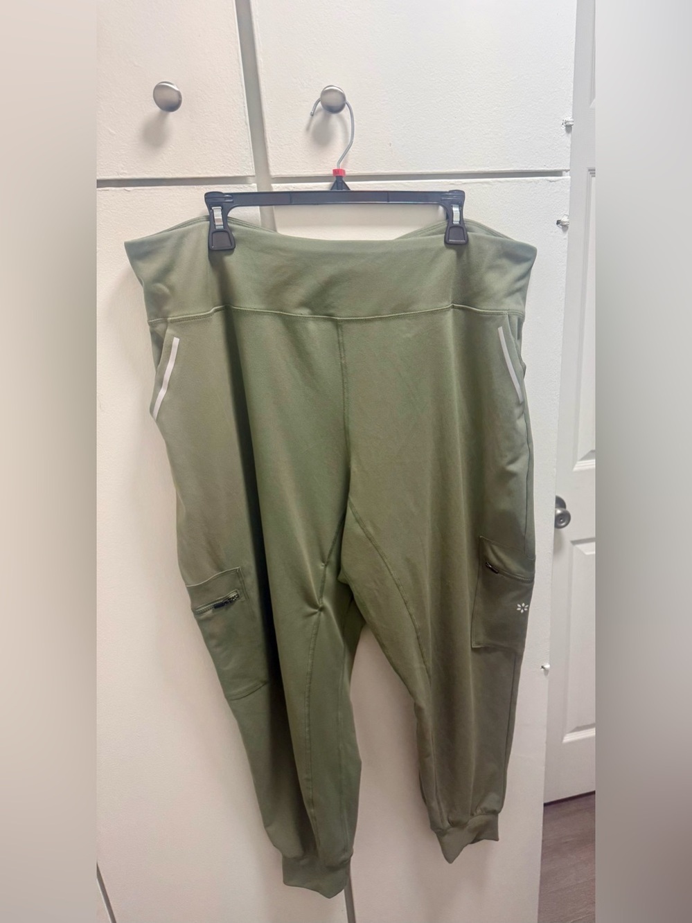 Nine West Olive Green High-Waist Performance Leggings